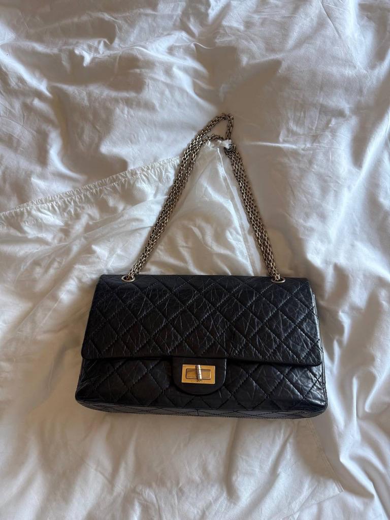 Chanel 2.55 Reissue — Состаренная кожа, серебряная фурнитура