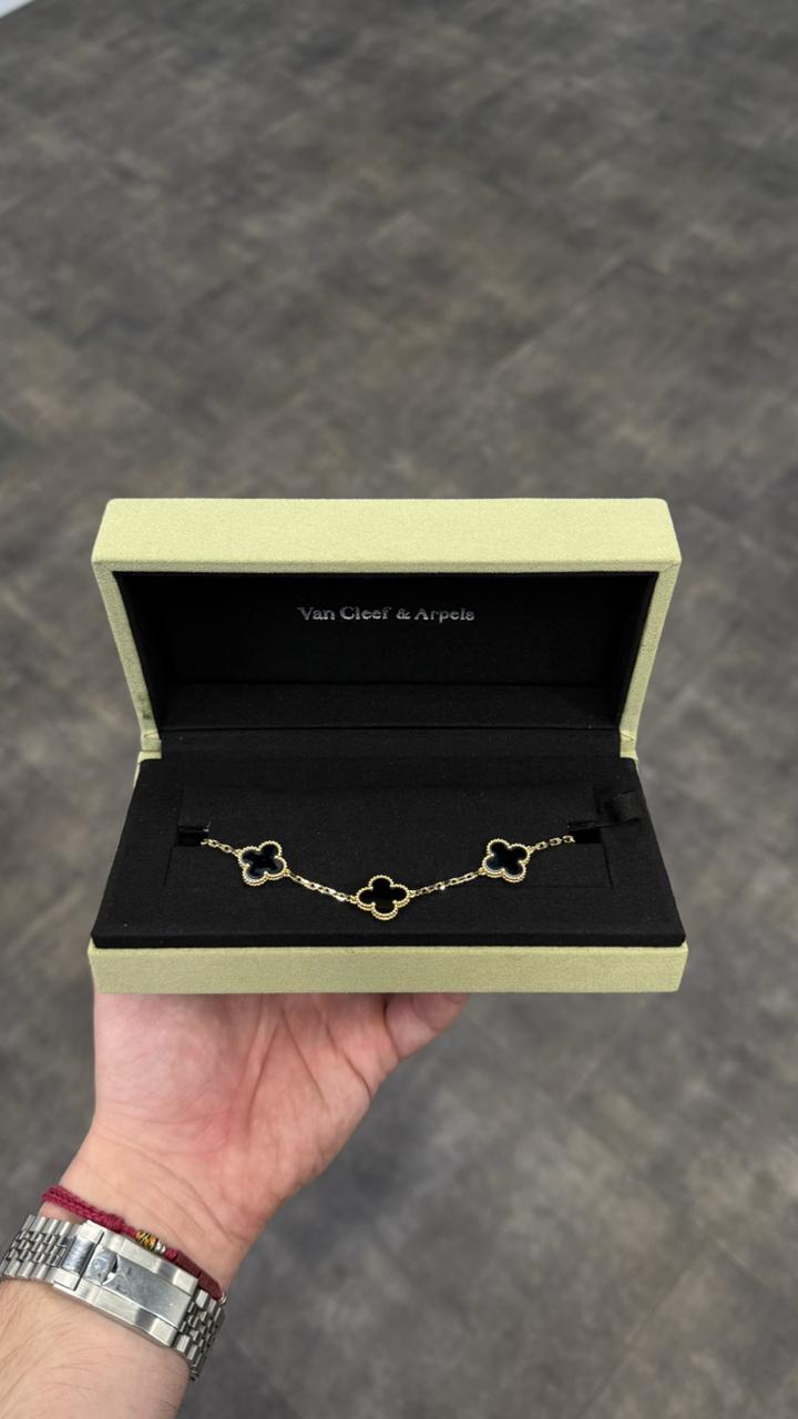 Van Cleef & Arpels — Браслет Alhambra (оникс)