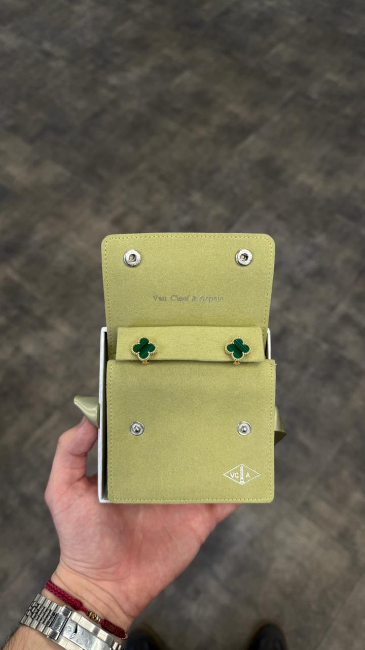 Van Cleef & Arpels — Серьги Alhambra (малахит)
